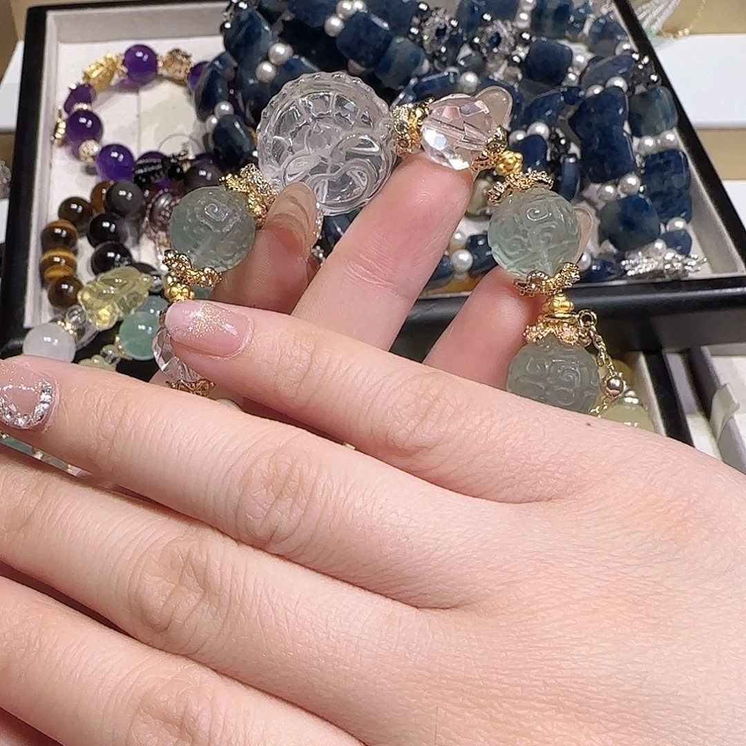 水晶手链未镶嵌吧