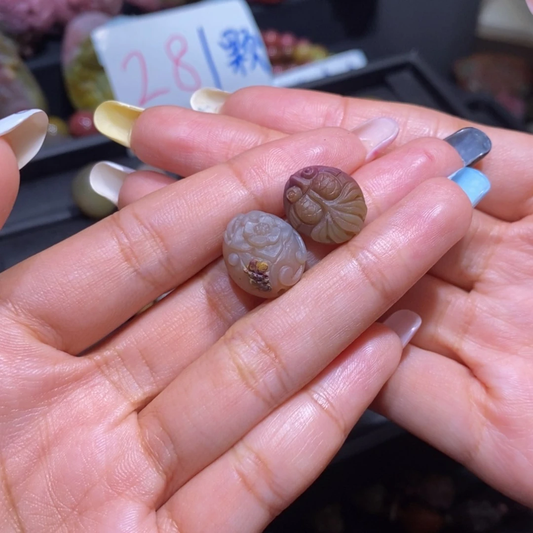 【闪购商品】玛瑙/玉髓手串未镶嵌华***兔盐源玛瑙