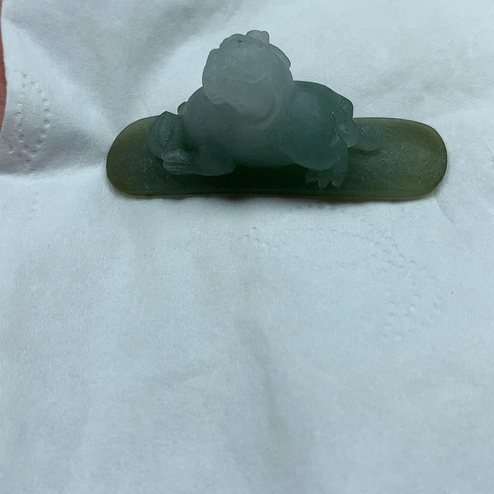 未镶嵌定制翡翠狮子 毛货 无鉴赏期