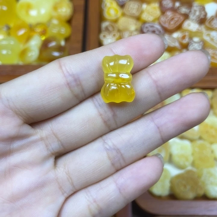 吊坠橄榄核蝴蝶结79