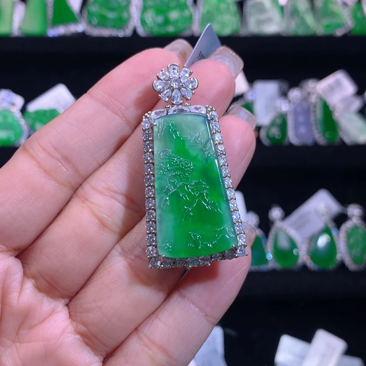 【闪购商品】颈饰银S925镶嵌翡翠