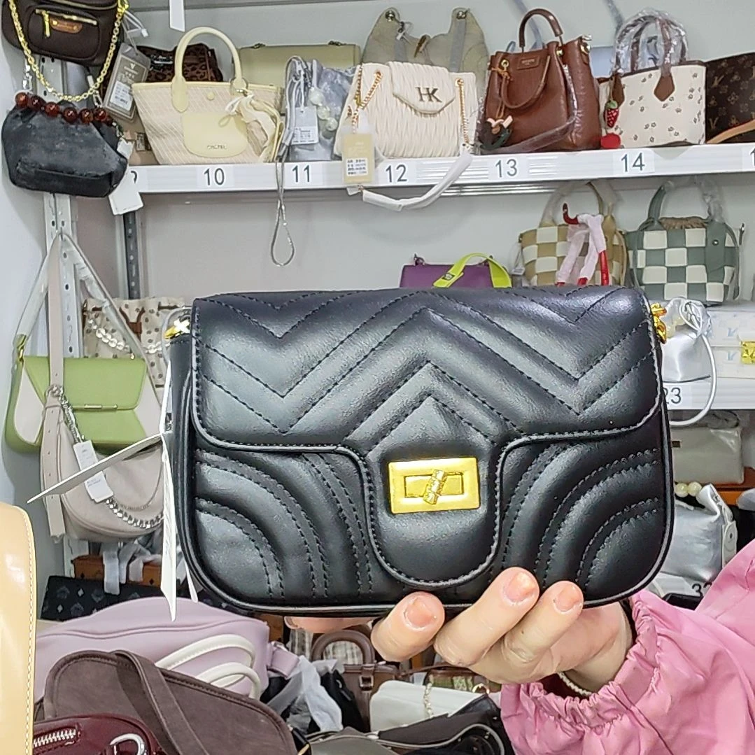 PVC牛津布人造革PU帆布草编牛皮pc超纤皮（革）反绒皮pu