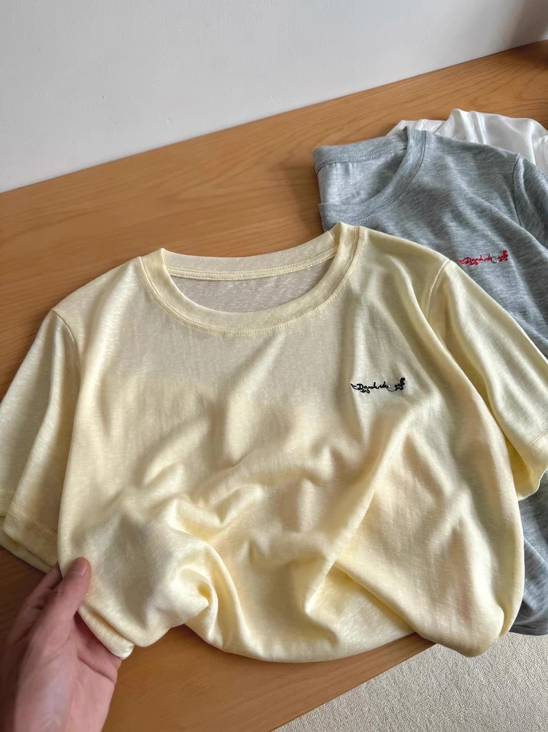 韩国天丝雪花棉字母绣花薄款凉爽舒适正肩显瘦短袖T夏季圆领