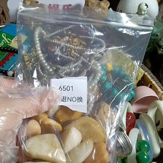 霸***姐瓷片6501号工艺品