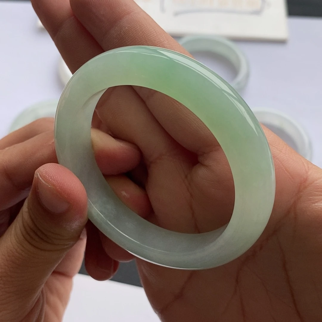 【闪购商品】翡翠手镯未镶嵌26号