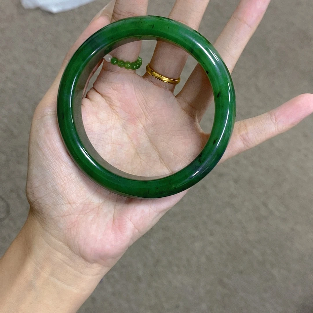 筱***妈未镶嵌手链和田玉