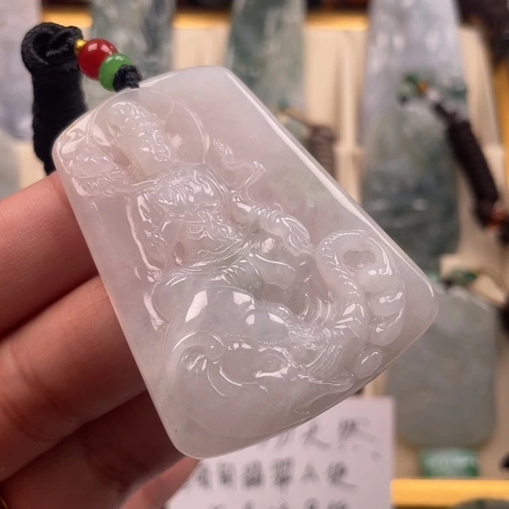 颈饰未镶嵌翡翠普贤