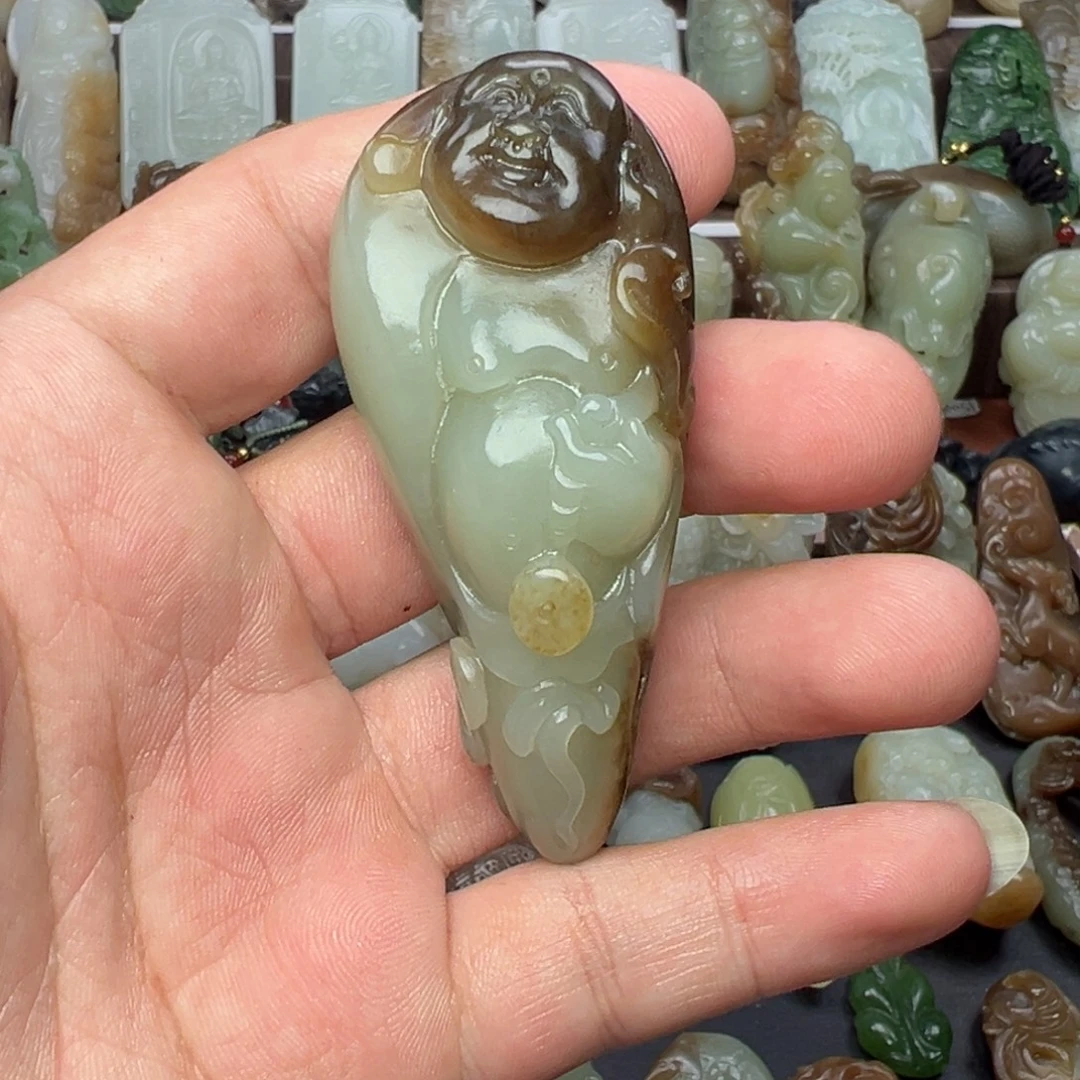 和田玉未镶嵌挂件