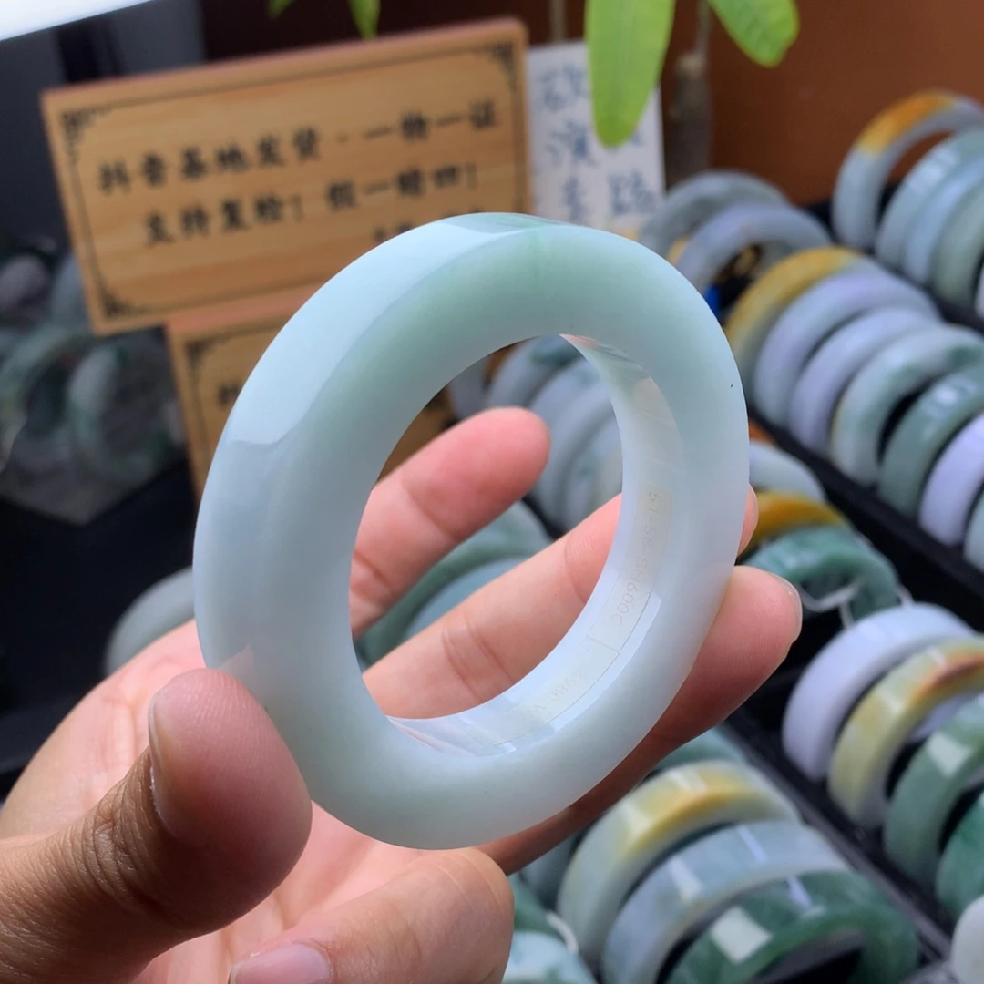 未镶嵌手镯定制翡翠定制手镯