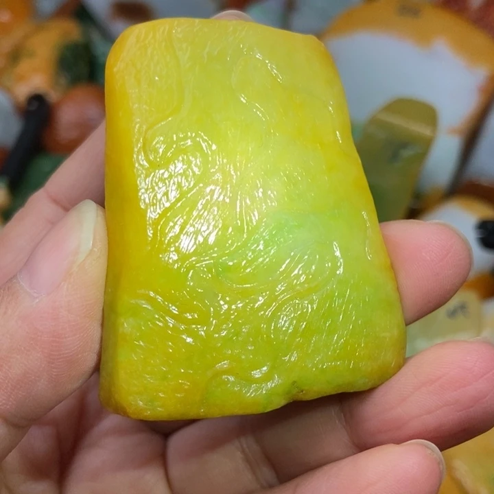 定制翡翠未镶嵌包工