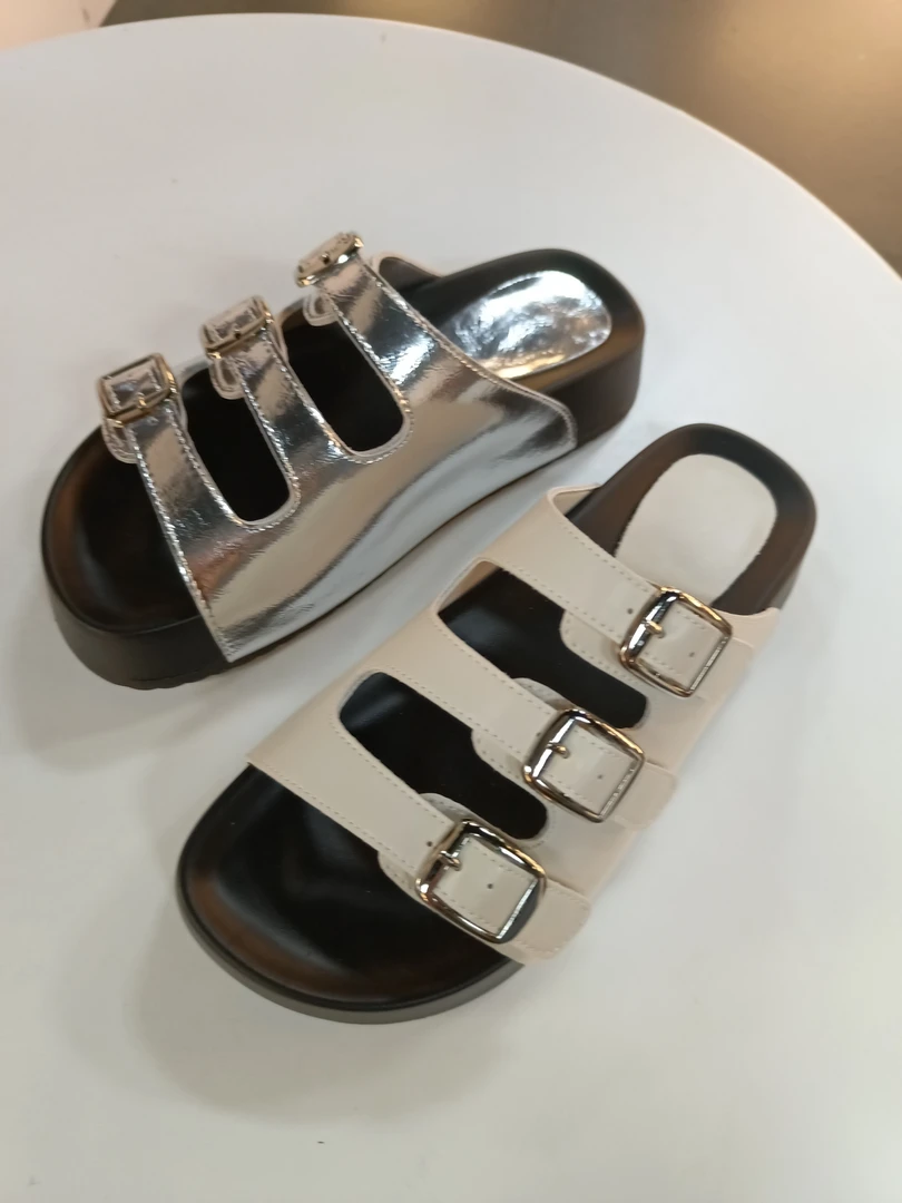 2025新款女士外穿厚底凉拖