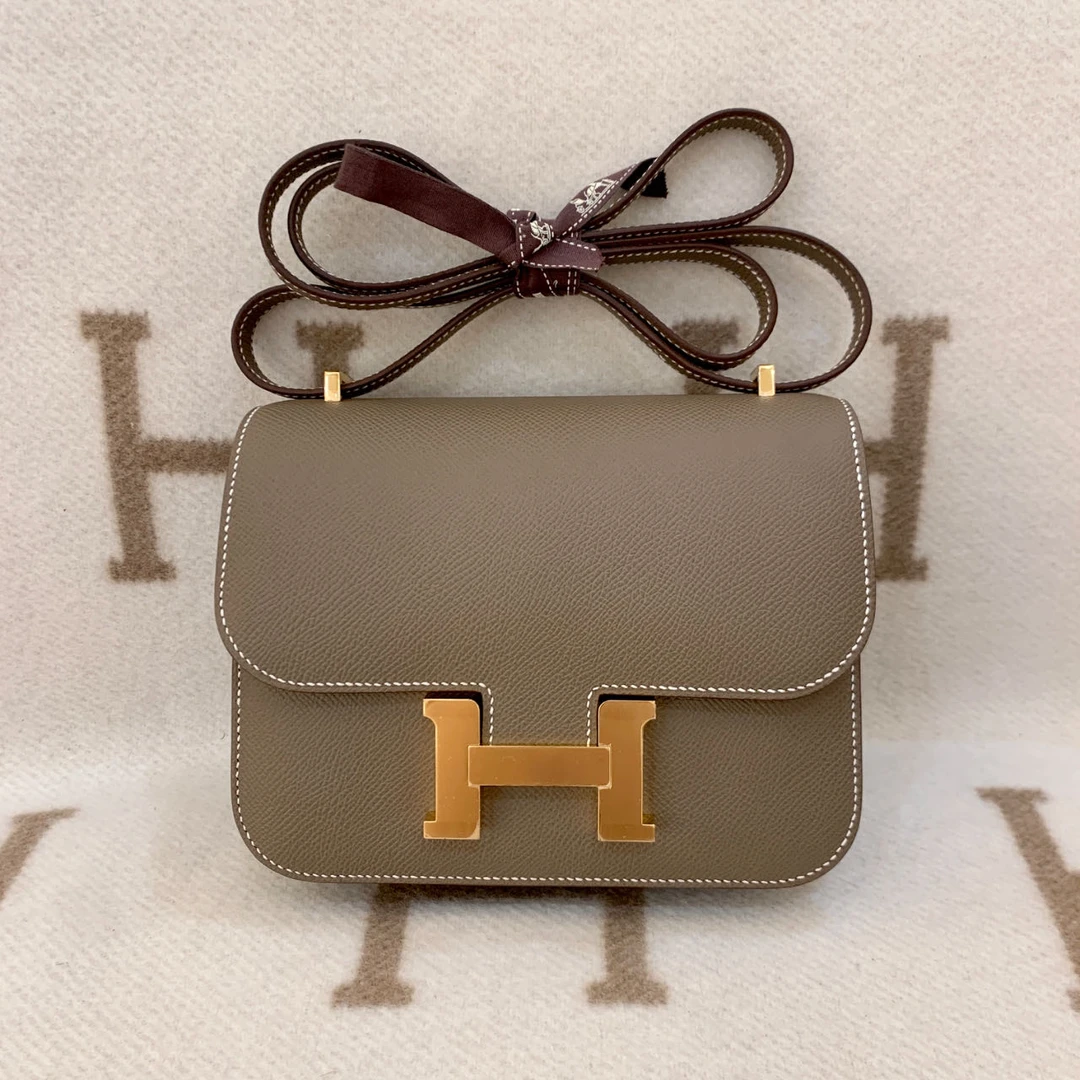 未使用 Hermes/爱马仕 constance 19 W  e皮 大象灰ha0624a2