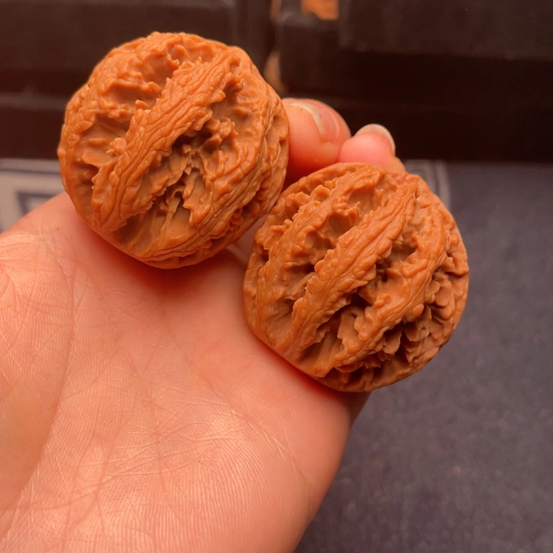 文玩核桃把件秦岭核桃15