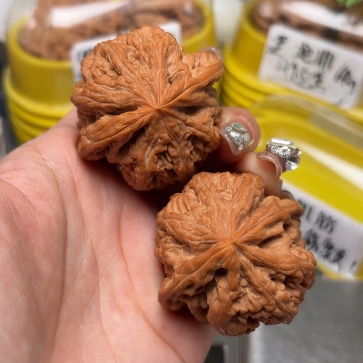 未***g文玩核桃吊坠47-31510-02