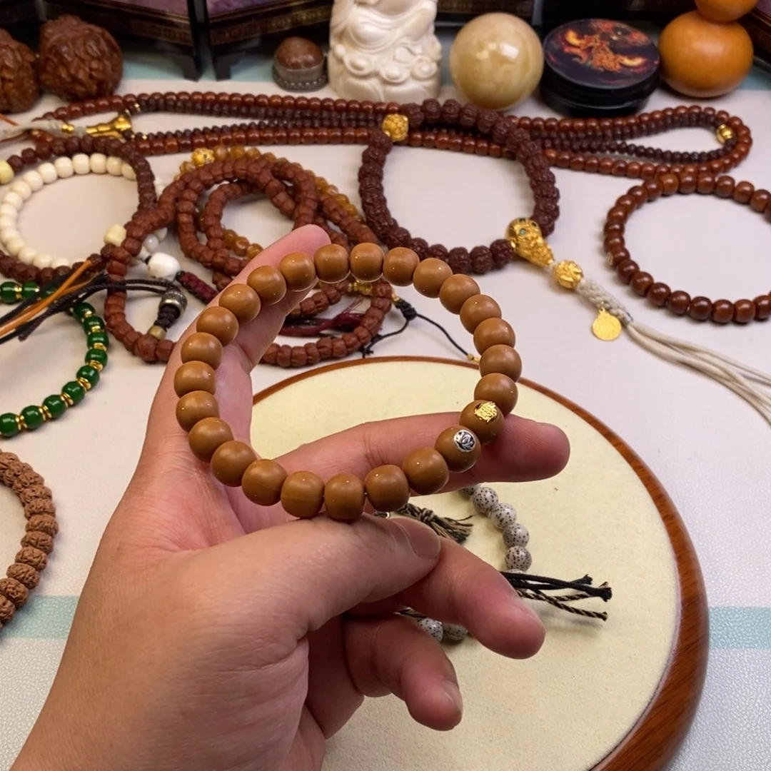 猴头核桃吊坠。。。。。。。。。。。