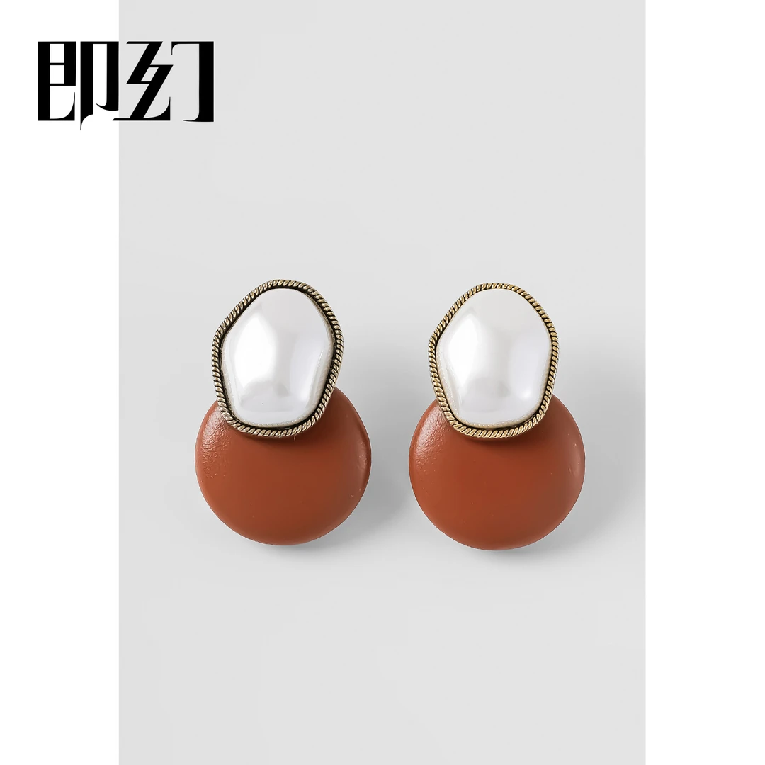 即幻 铜合金皮质耳饰 ♦静奢-咖港风复古皮革耳环时尚小众耳坠3939