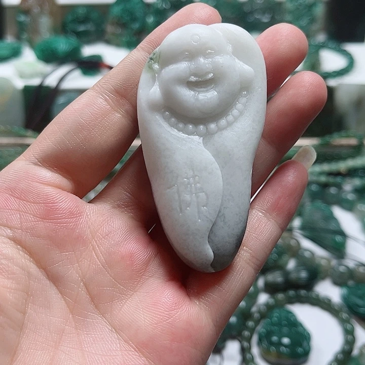 独山玉未镶嵌吊坠