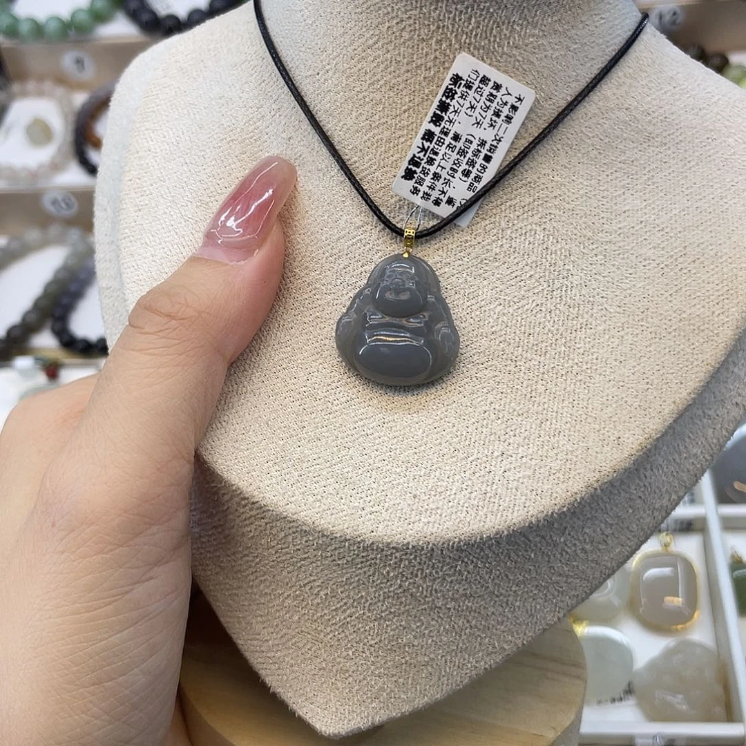 和田玉18K金镶嵌颈饰