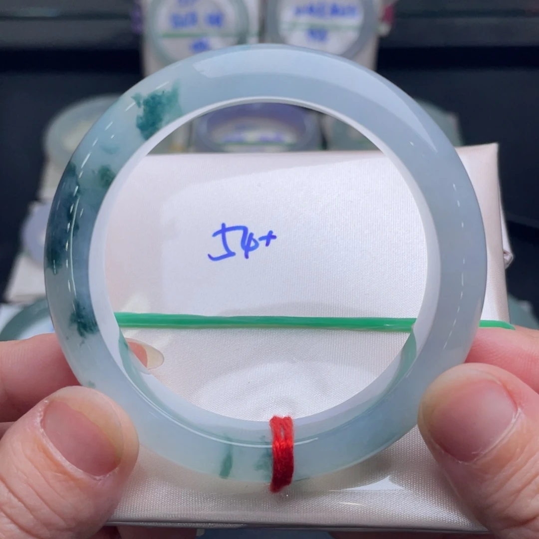 翡翠未镶嵌手镯翡翠手镯26