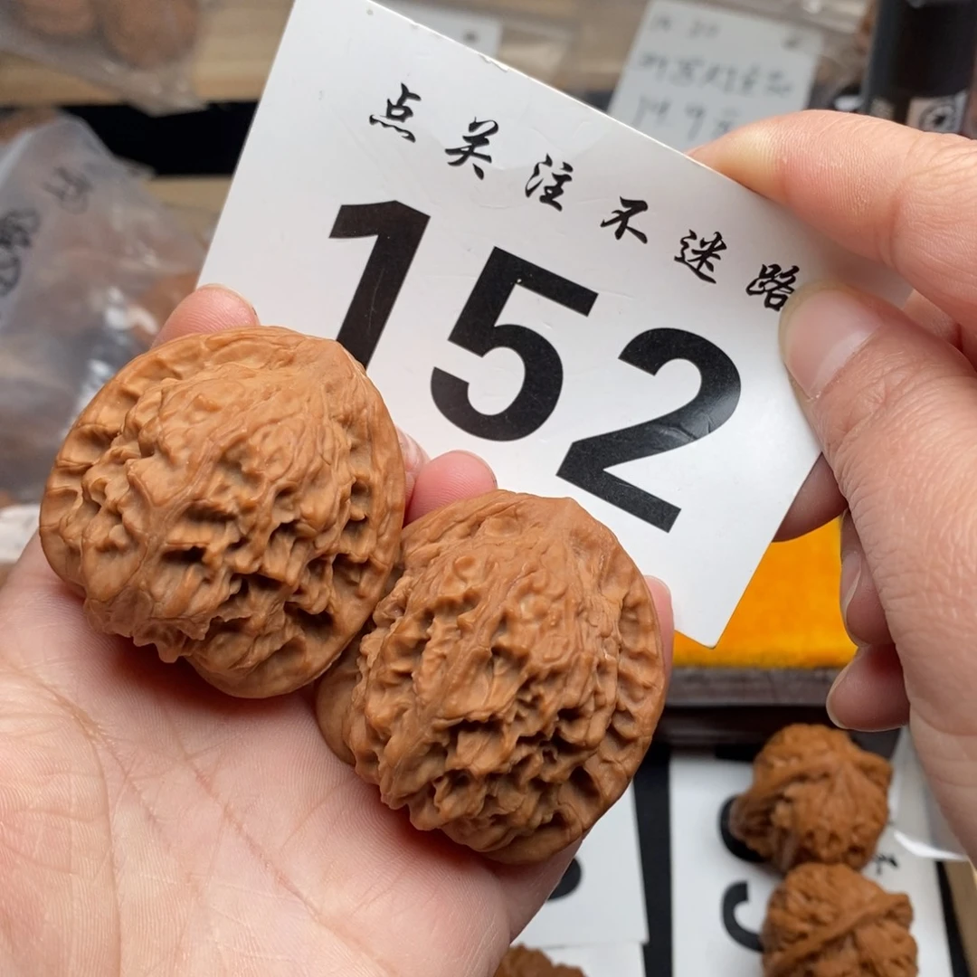 把件文玩核桃43红狮子