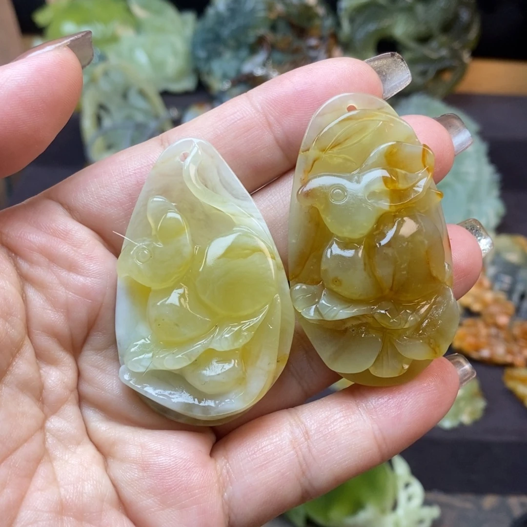 蛇纹石玉未镶嵌吊坠(赠链)