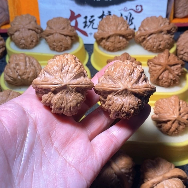 文玩核桃把件平谷凹底 全品41