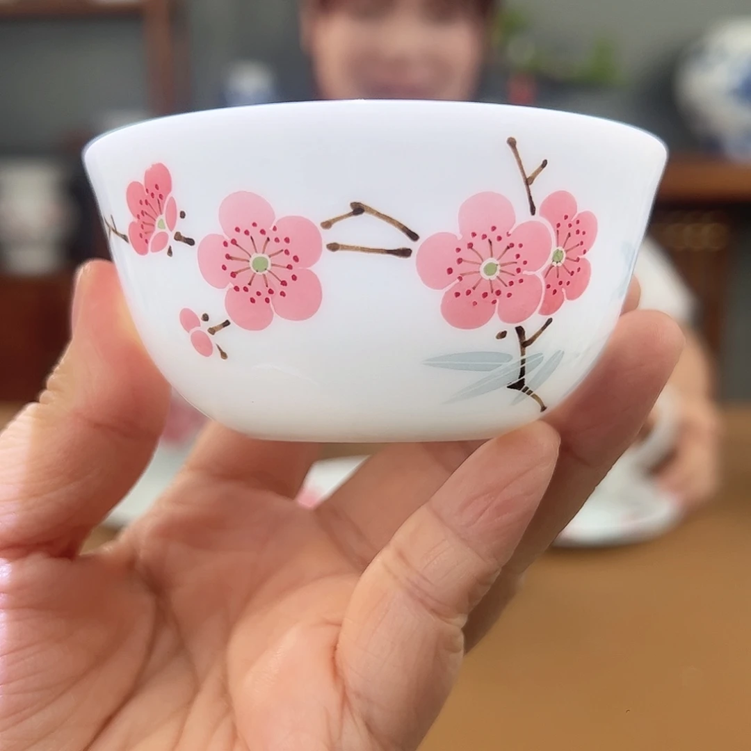 翠竹红梅卧足杯瑕