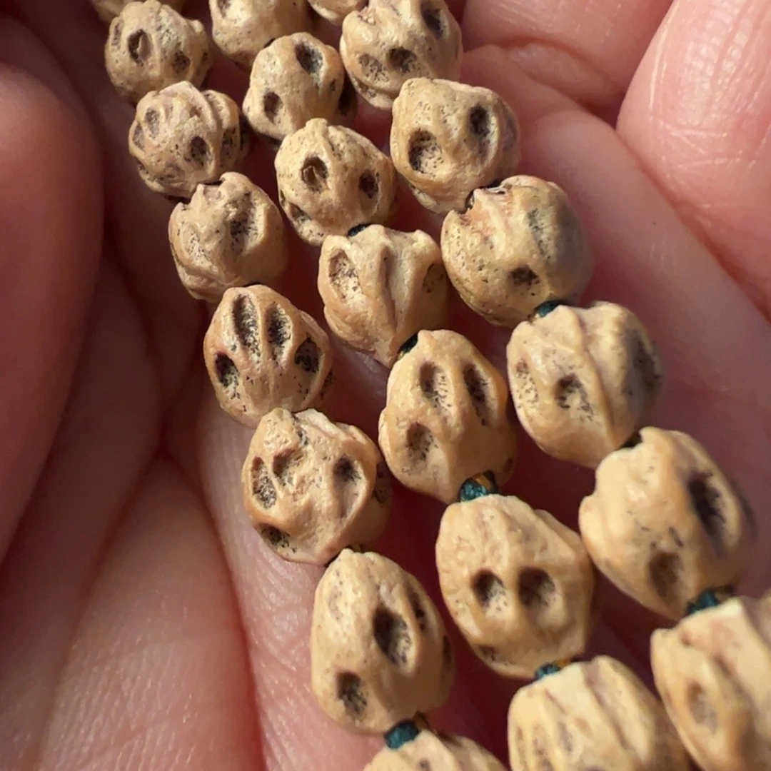 柏香籽/百香籽吊坠F478