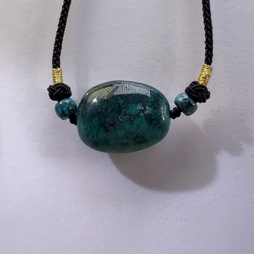 绿松石未镶嵌挂件