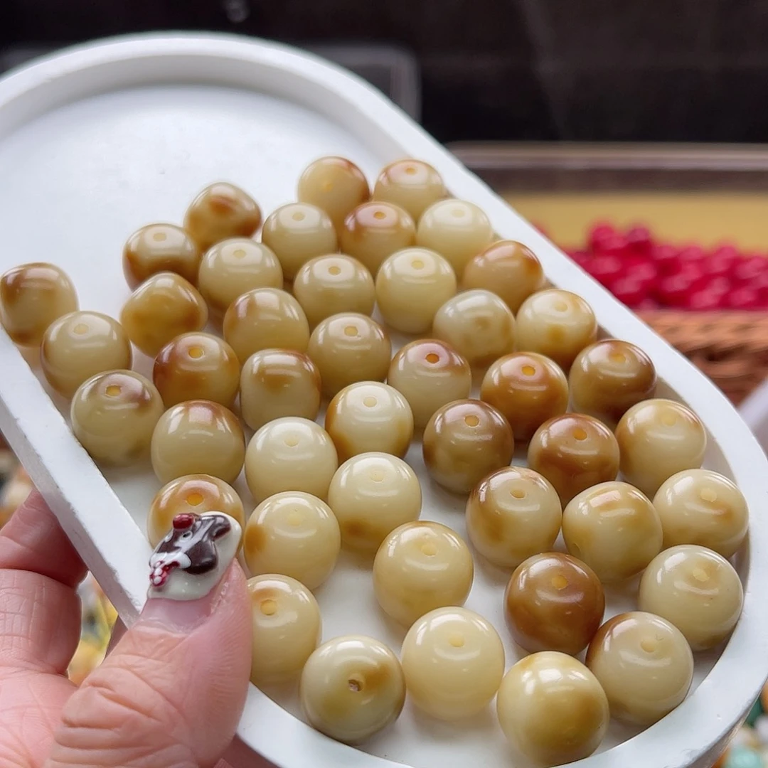 白玉菩提吊坠C/13mm/55颗