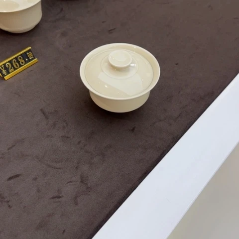 C**h定瓷两才盖碗！不带礼盒！