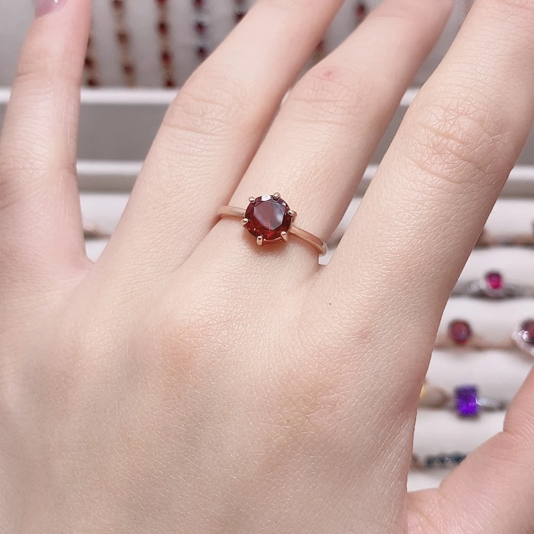 戒指石榴石银S925镶嵌戒指