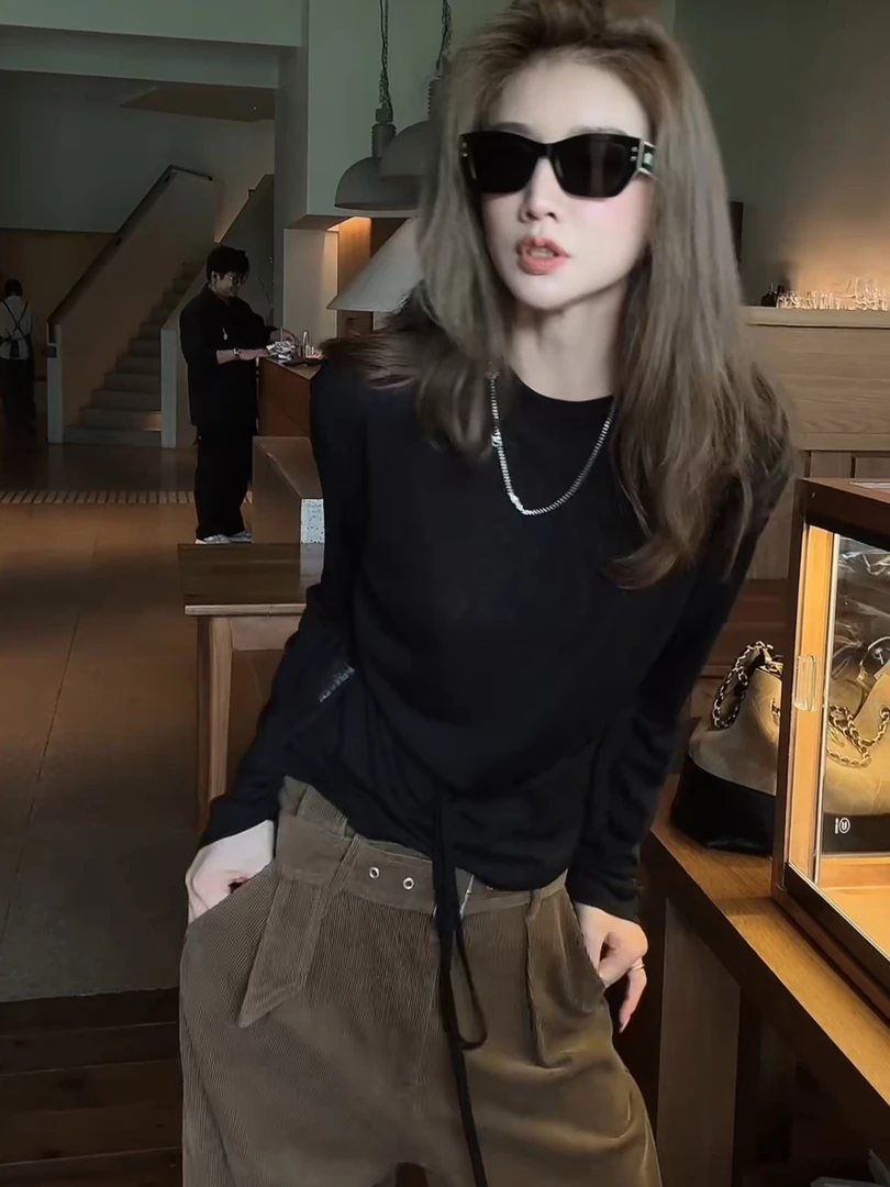 黑色高级感潮流薄款t恤针织衫上衣2025早秋气质微透时尚防晒服女