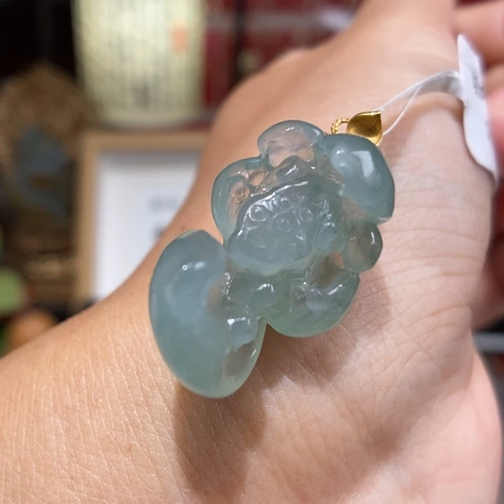 【闪购商品】颈饰18K金镶嵌翡翠67