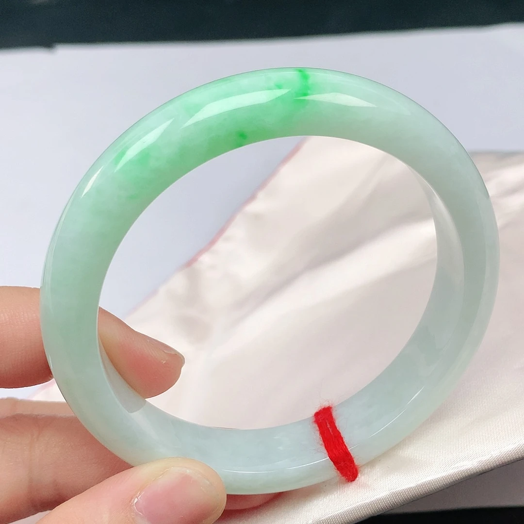 翡翠手镯未镶嵌59圈2554