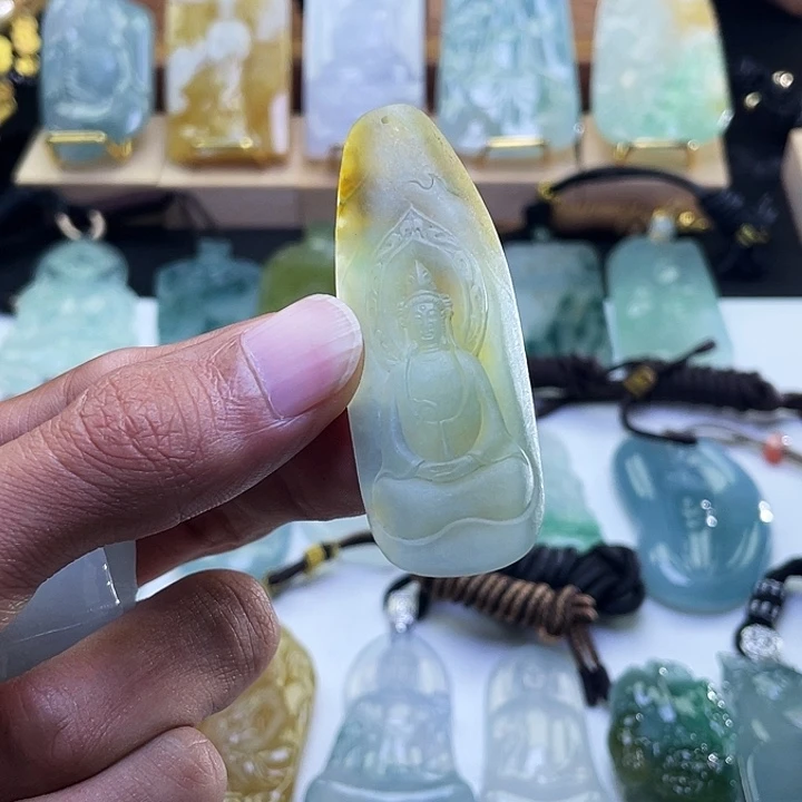 未镶嵌定制翡翠贰**溜翡翠观音