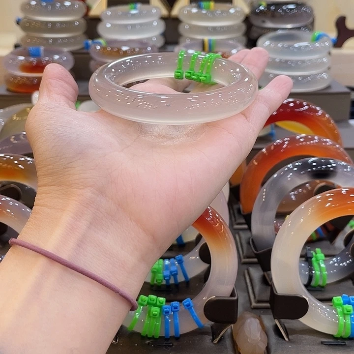 玛瑙/玉髓未镶嵌手镯29