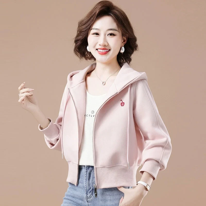 今年流行的超好看小个子休闲开衫连帽卫衣女短款外套2025新款上衣