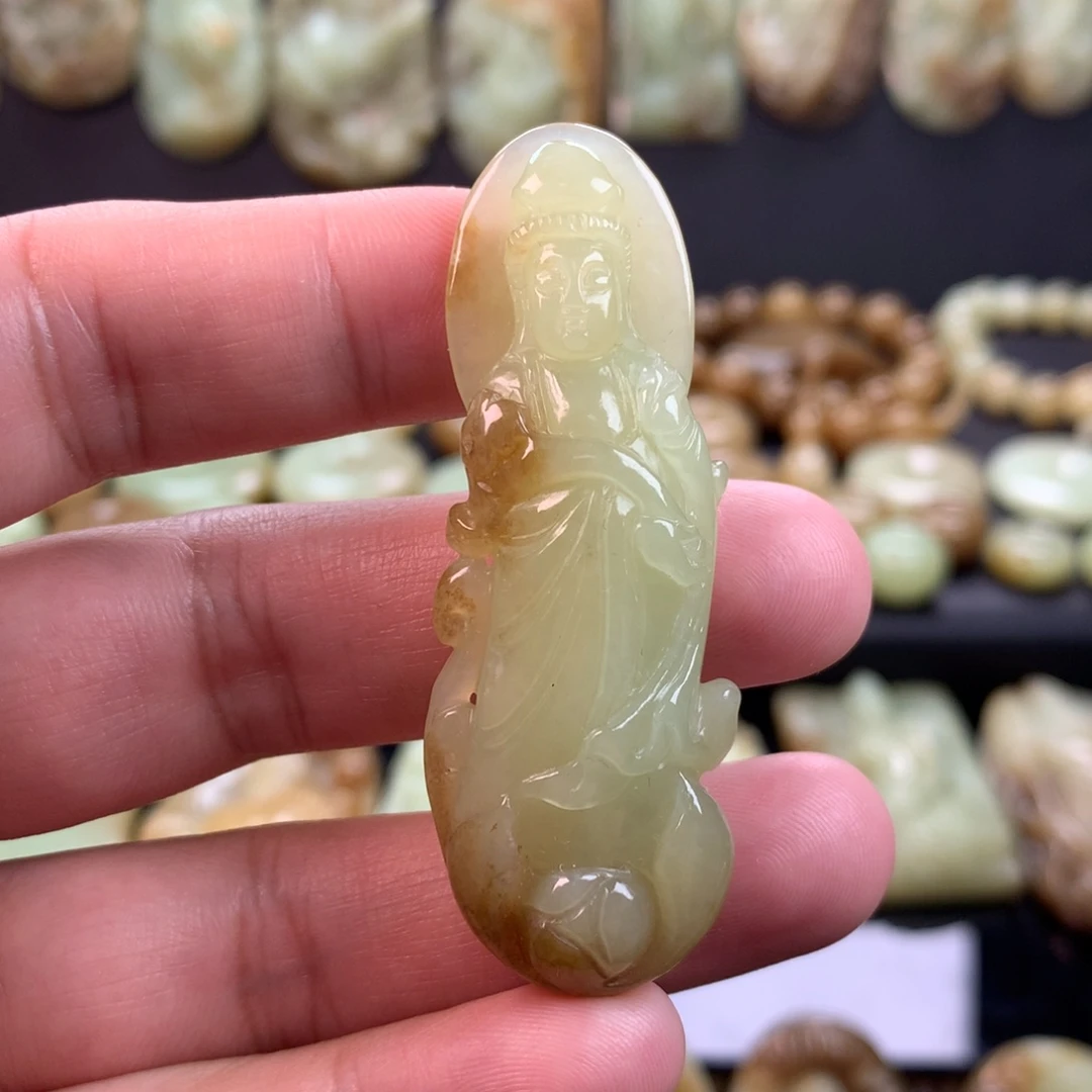 和田玉未镶嵌颈饰