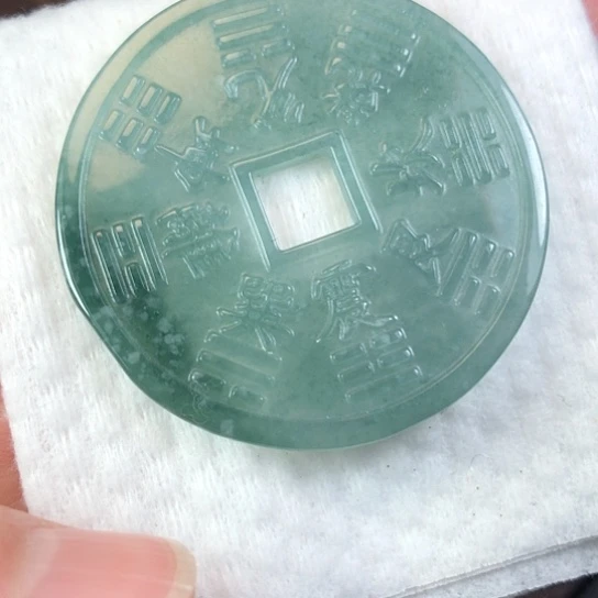 翡翠未镶嵌颈饰缅甸A货，每天下午1点半开播