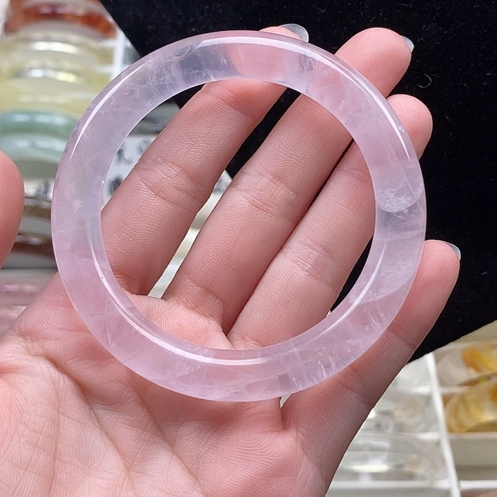 水晶手镯未镶嵌圆条马粉54➕