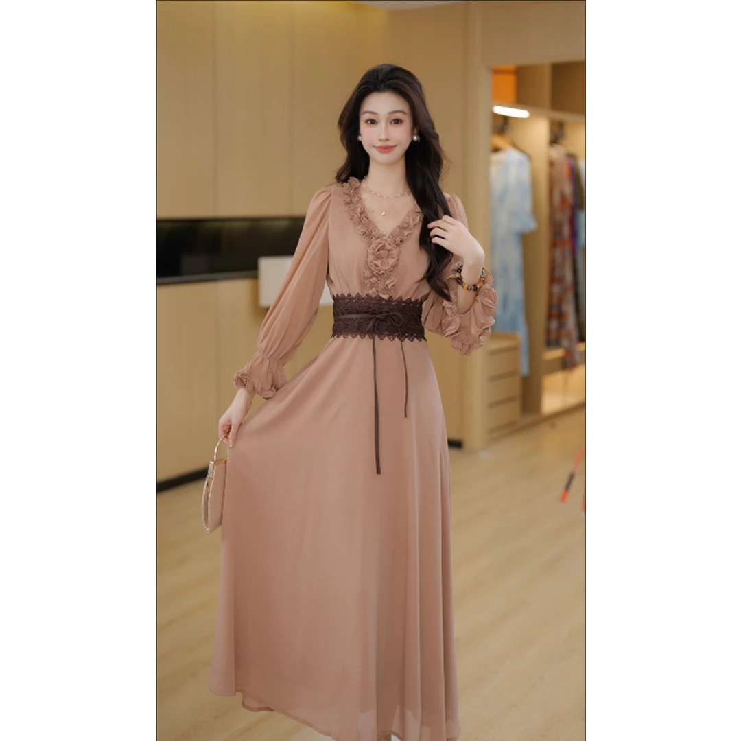 2025秋新款优雅轻奢温柔慵懒显瘦时尚长款气质遮肉连衣裙女