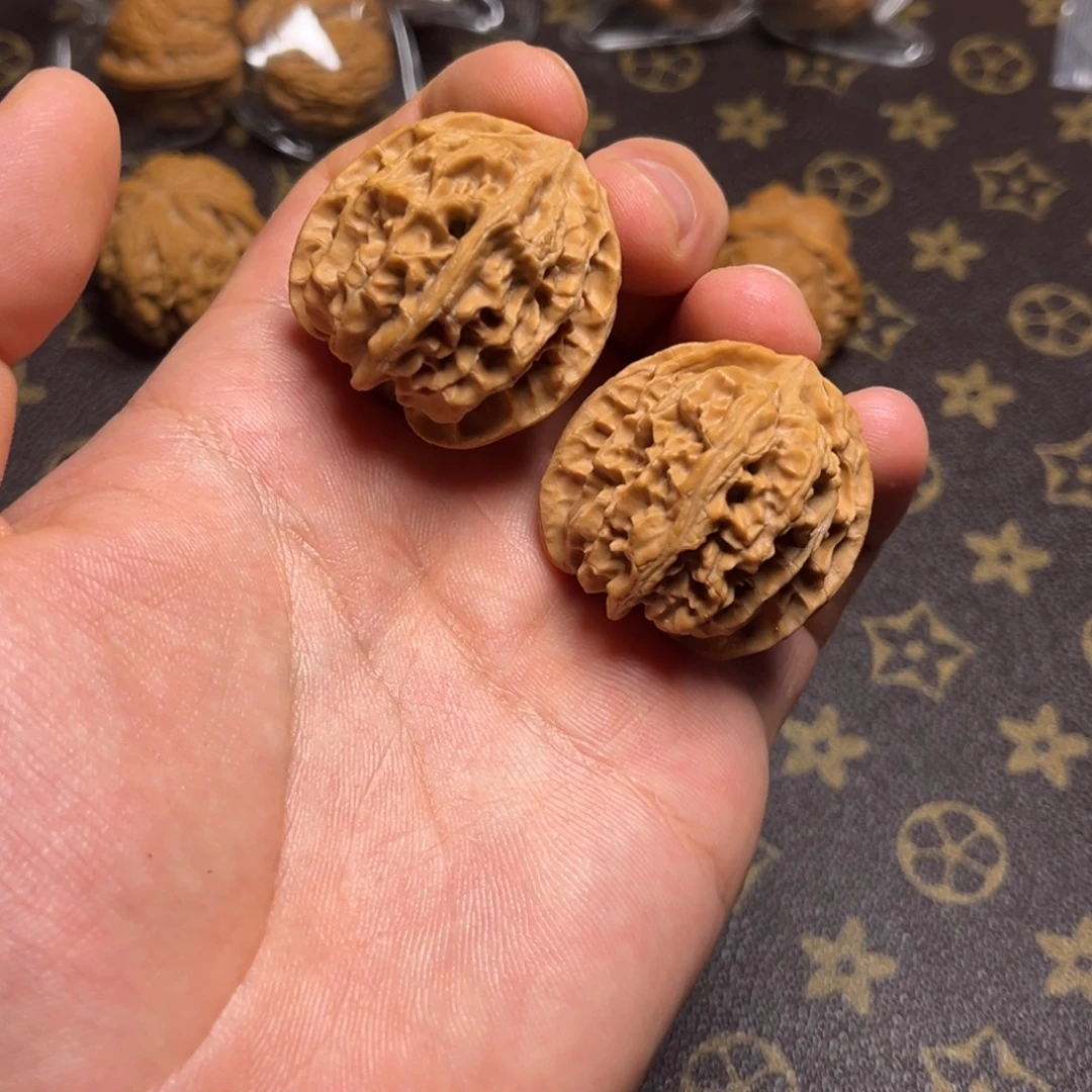 星***下把件文玩核桃36苹果园