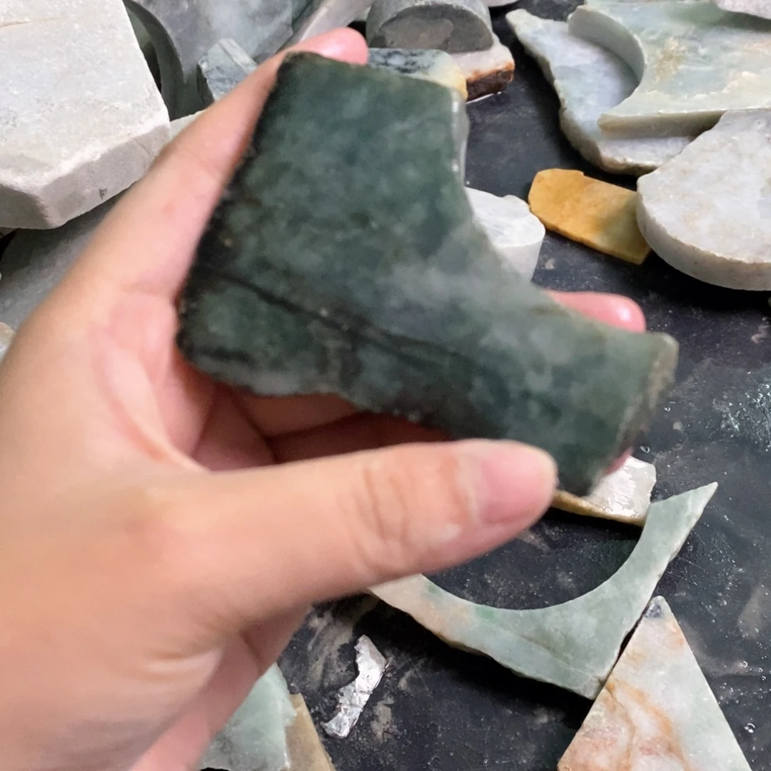 翡翠未镶嵌颈饰天然翡翠