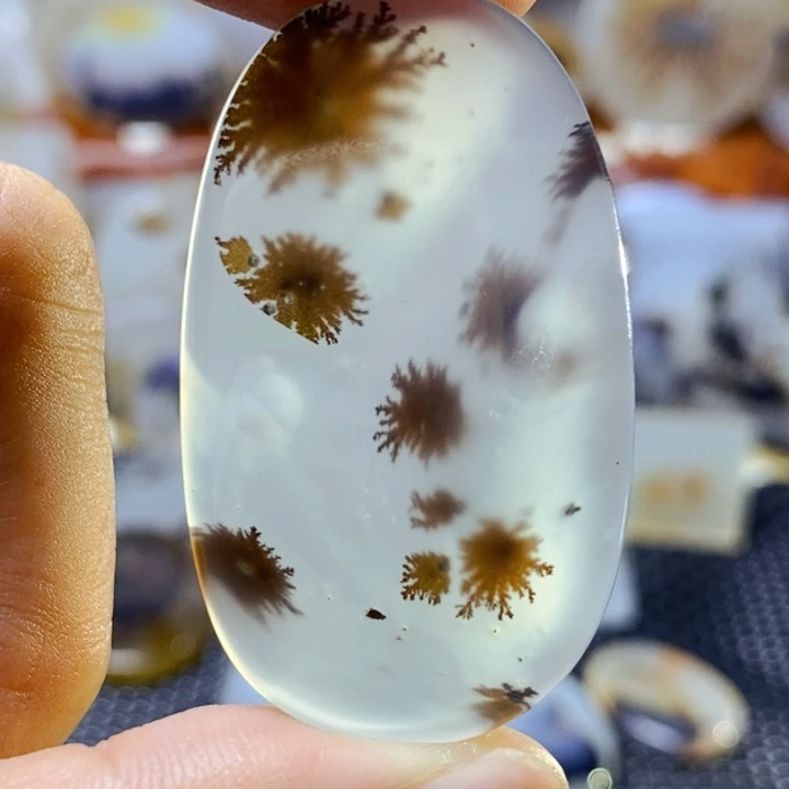 玛瑙/玉髓未镶嵌珠宝半成品