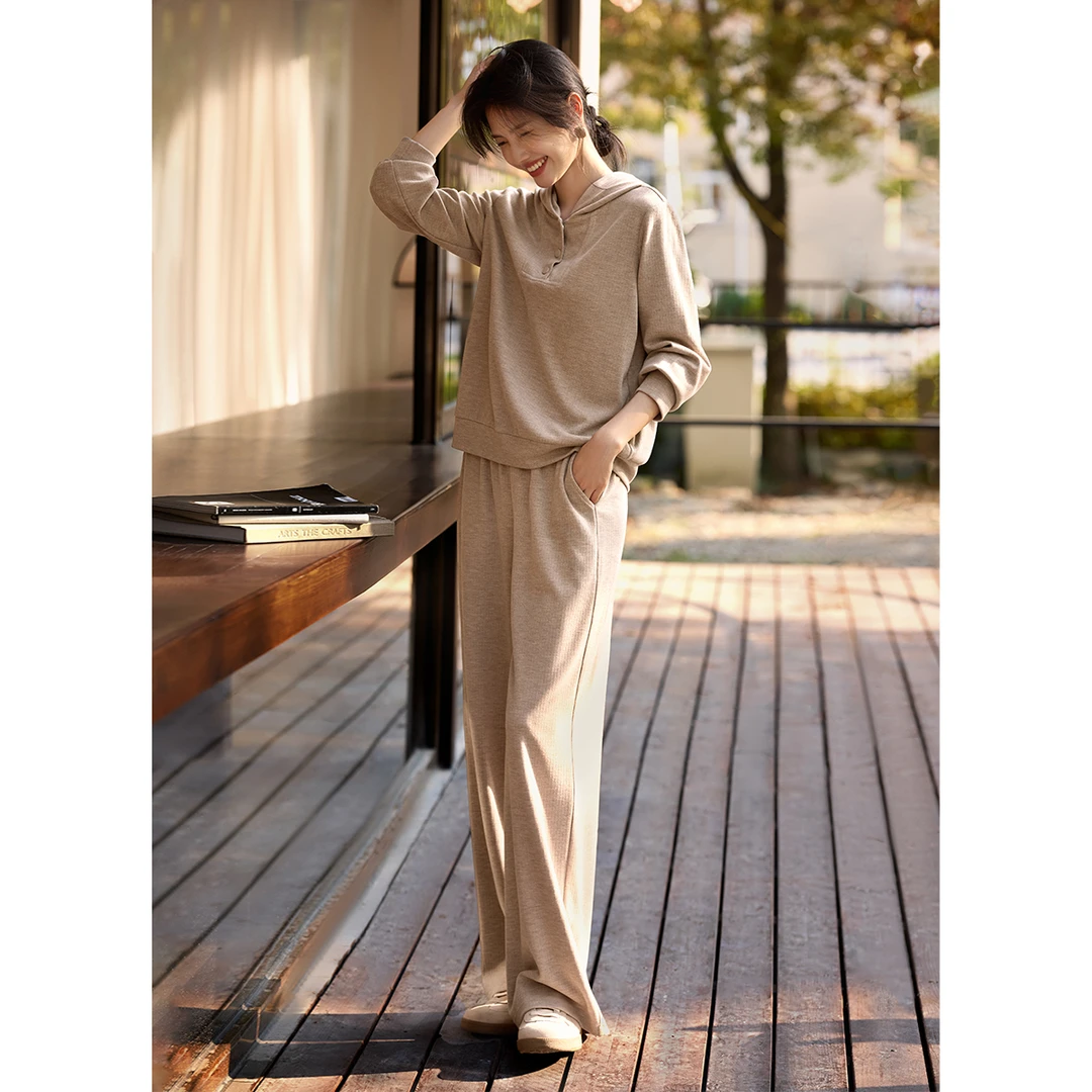 XWI/欣未时尚休闲连帽卫衣套装2025年秋季新款肌理感慵懒风两件套