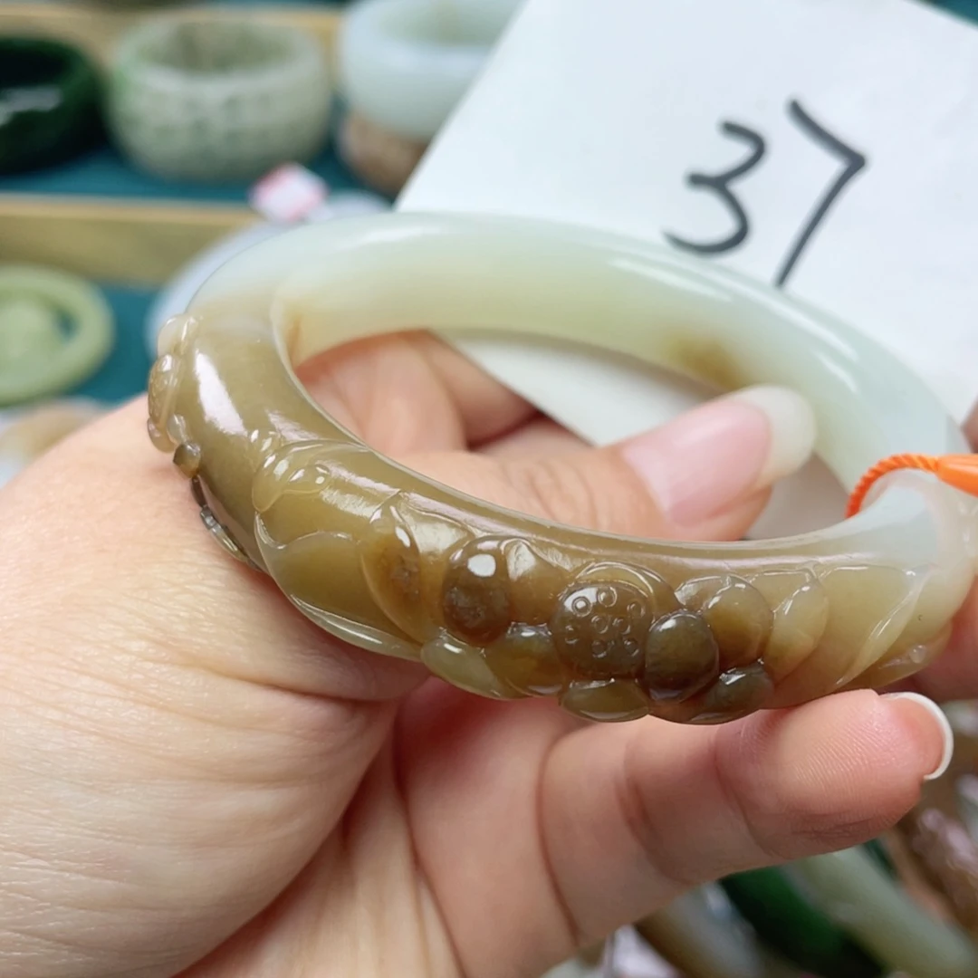 未镶嵌手镯和田玉圈口57