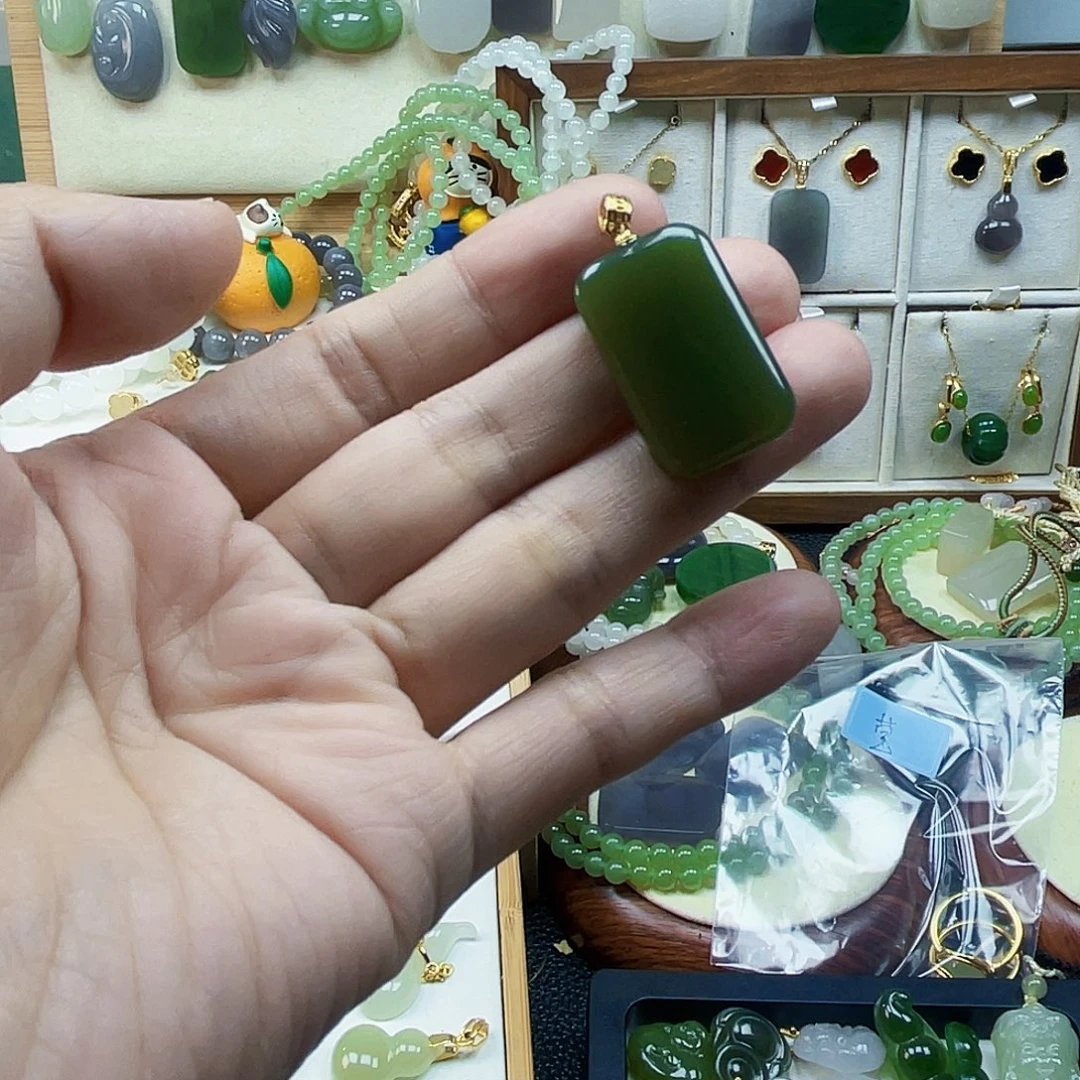 快***条和田玉未镶嵌吊坠(不含链)