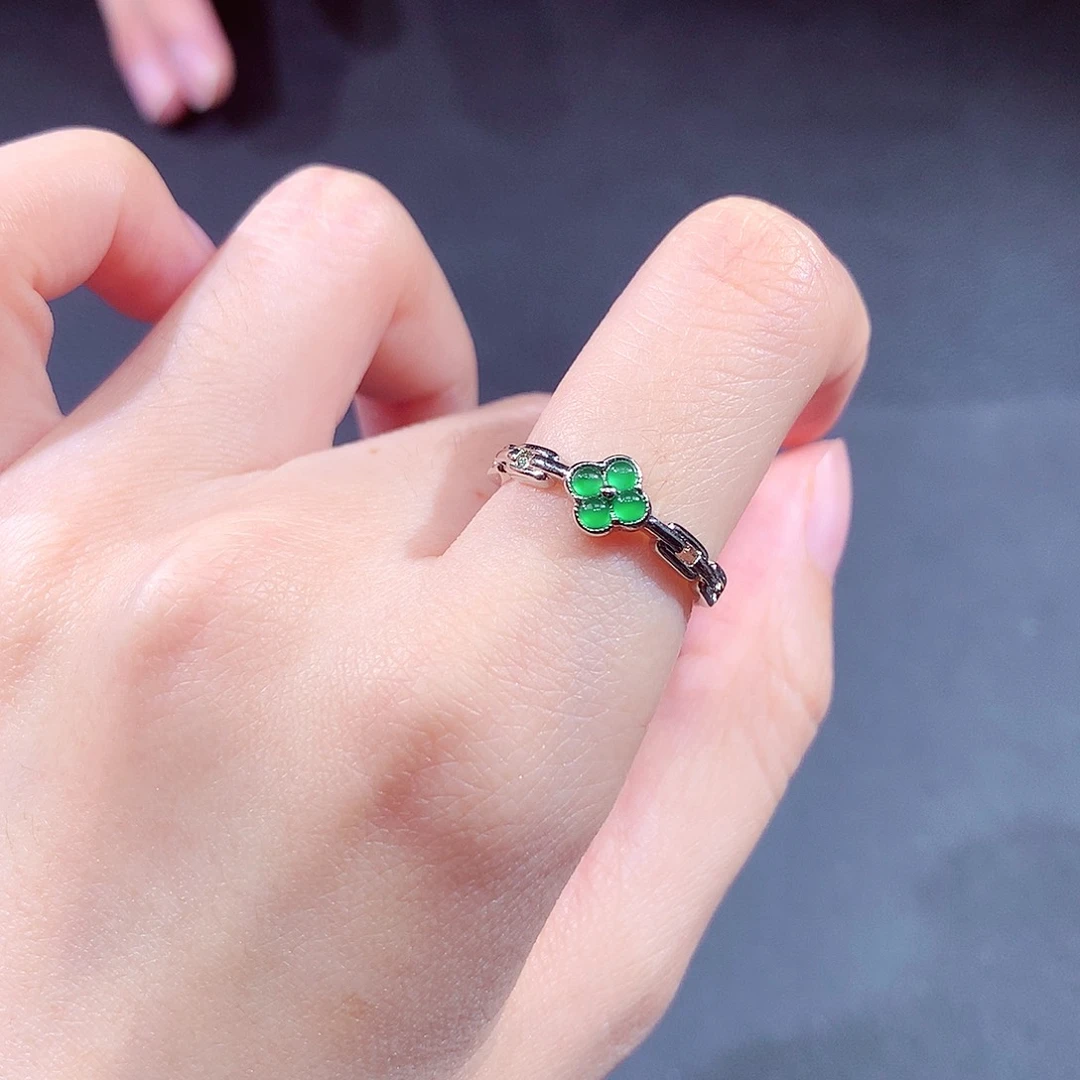 未镶嵌戒指翡翠翡翠