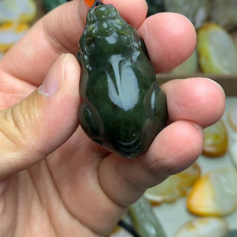 【闪购商品】颈饰未镶嵌和田玉